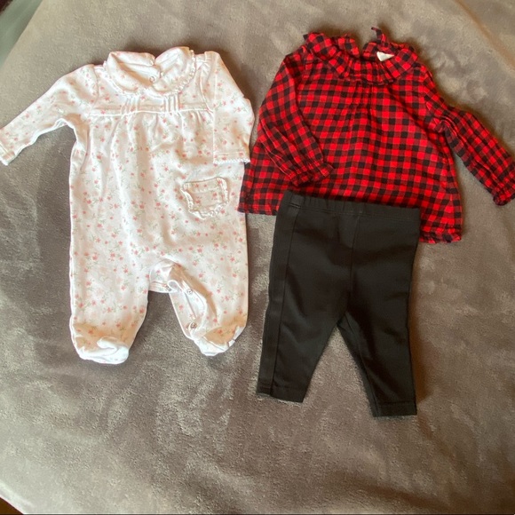 Ralph Lauren - Baby girl outfits. Flowered sleeper & red & black outfit. Size 3m - Picture 2 of 11